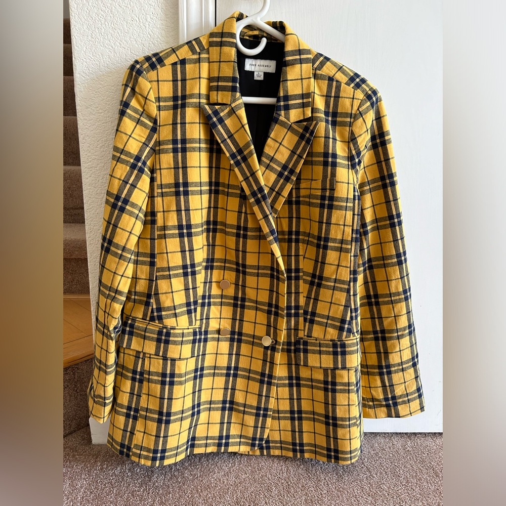 Clueless plaid blazer NWOT, never worn.